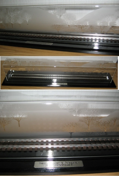 Picture of Highly Polished Black Enamel Plaque with Cover