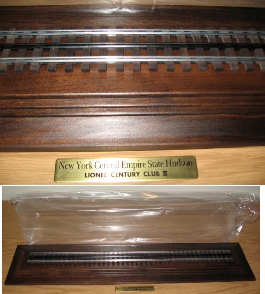 Picture of Finely Finished Traditional Style Mahogany Display Case