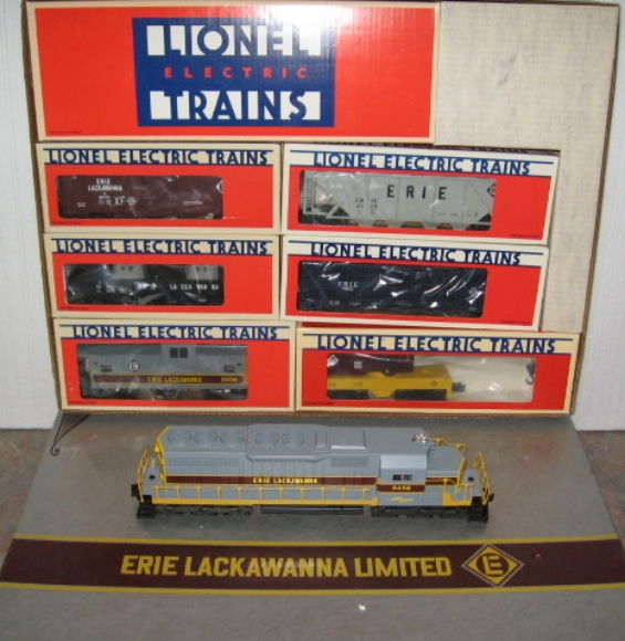 Picture of Erie Lackawanna SD-40 Freight Set - SEALED