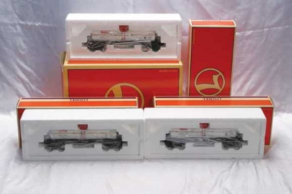 Picture of Getty Die-Cast Tank Car 3-pack