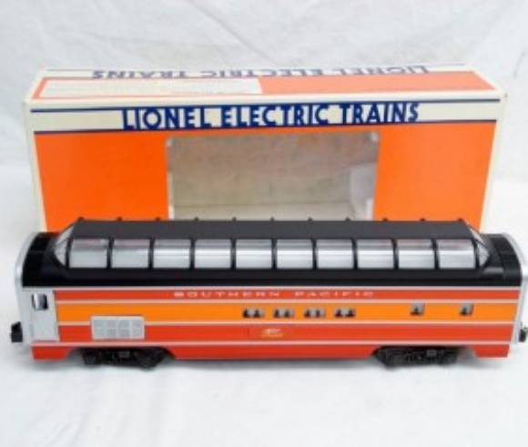 Picture of Southern Pacific Daylight 15" Full Vista Dome (used)