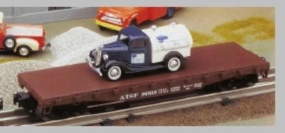 Picture of 17529 - ATSF Flatcar w/Ford Milk Truck