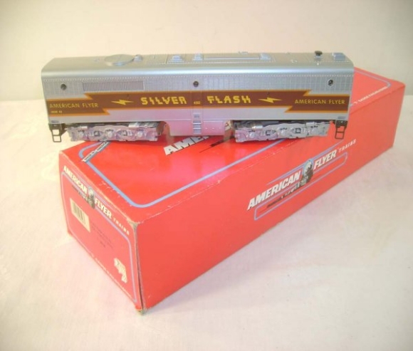 Picture of Silver Flash Alco Non-Powered B-unit