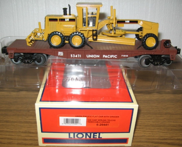 Picture of Union Pacific Flatcar w/Caterpiller Road Grader