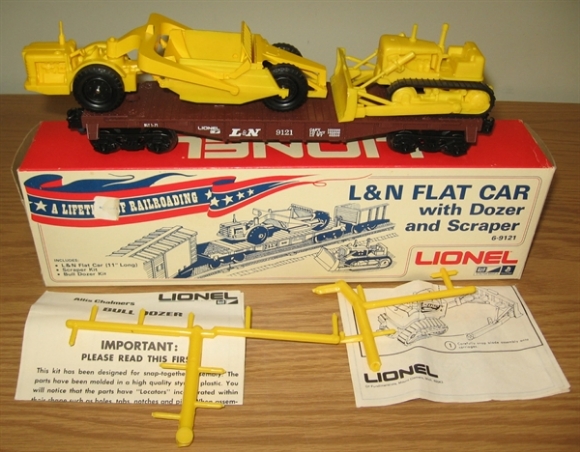 Picture of 9121 - L&N Flatcar w/Dozer & Scraper Kits