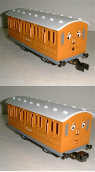 Picture of Annie & Carabel (Thomas the Tank) Passenger Coach Cars (15117/15118)