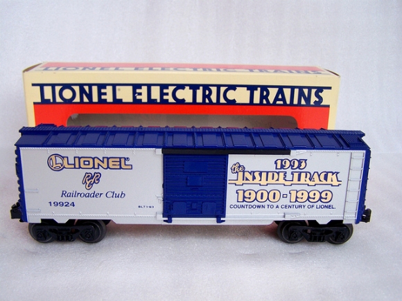 Picture of Lionel Railroader Club Boxcar 1993
