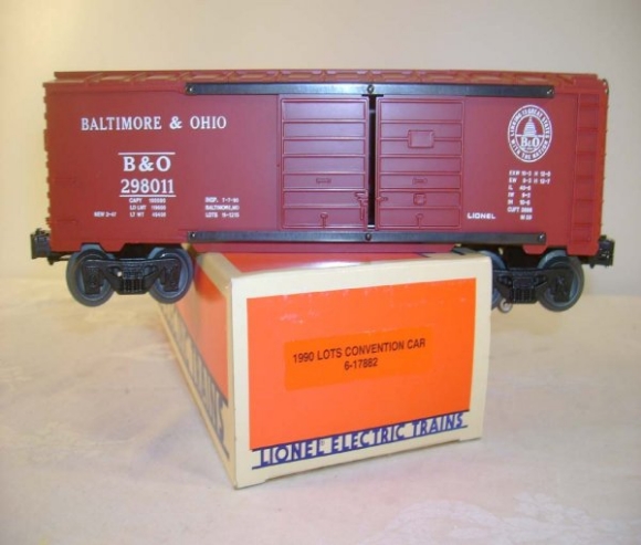 Picture of LOTS B&O Double-Door Boxcar w/ETD