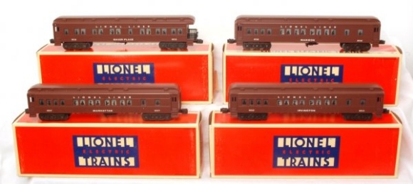 Picture of Lionel Lines Madison 4-Car Set 19015 to 18