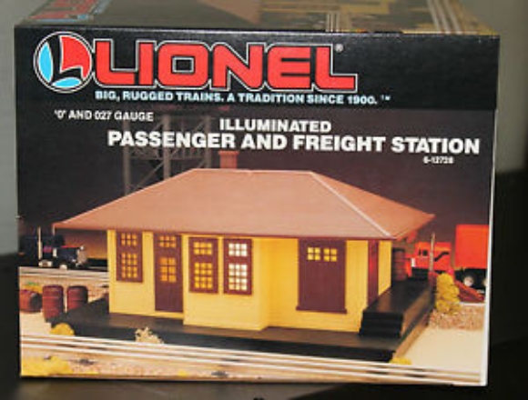 Picture of Lighted Freight Station
