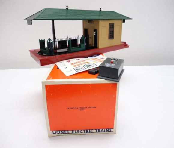 Picture of Operating Freight Station *
