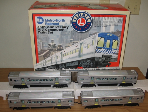 Picture of Metro-North 25th Ann. M-7 Commuter Set (sealed)