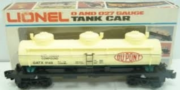 Picture of Dupont 3-Dome Tank Car