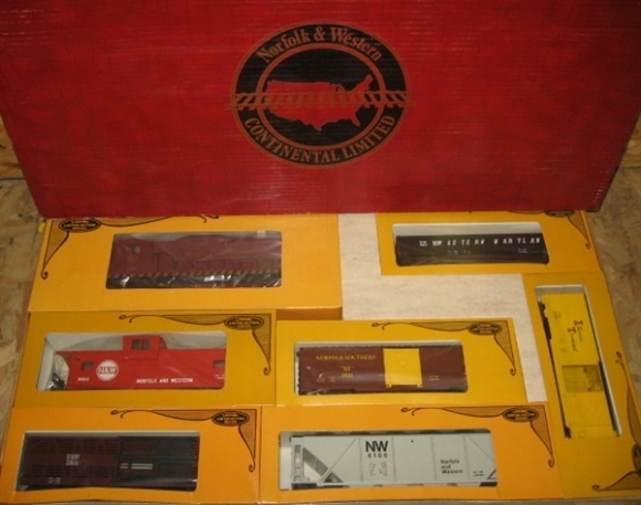 Picture of Norfolk & Western Continental Freight Set