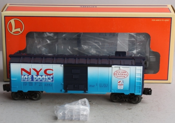 Picture of NYC Ice Docks Ice Car