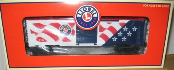 Picture of U.S. Flag Lighted Boxcar