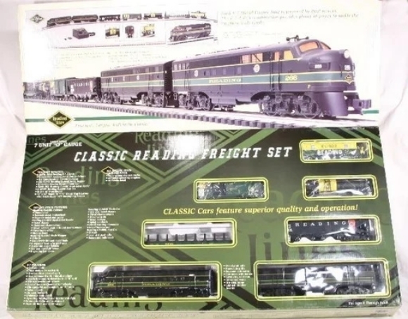 Picture of K-line Reading F-7 'AB' Freight Set