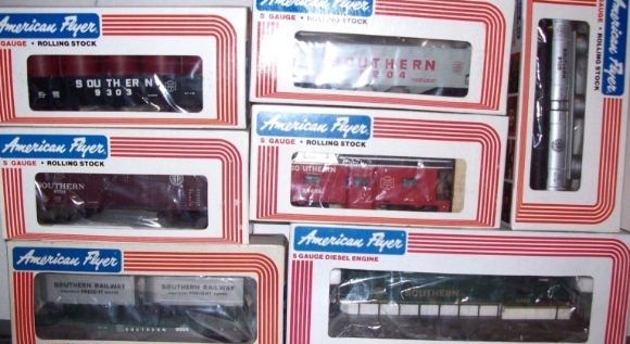Picture of Southern GP Diesel w/6 Southern Frt. cars