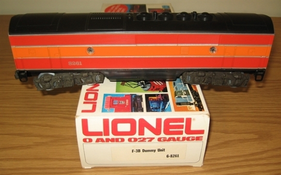 Picture of Southern Pacific F-3 Daylight B-unit w/horn (used)