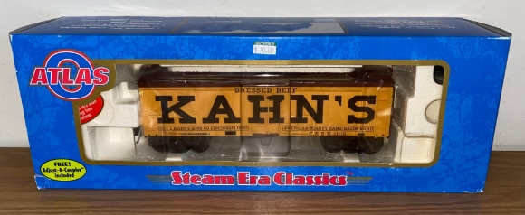 Picture of Kahn's Beef 36' Wood Refrigerator Boxcar