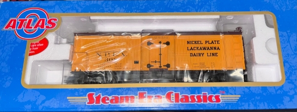 Picture of ATLAS Nickel Plate & Lackawanna 36' Wood Refrigerator Boxcar