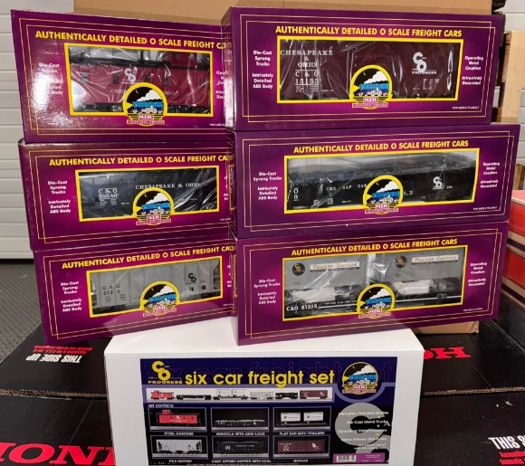 Picture of MTH Premier C&O 6-Car Freight Set