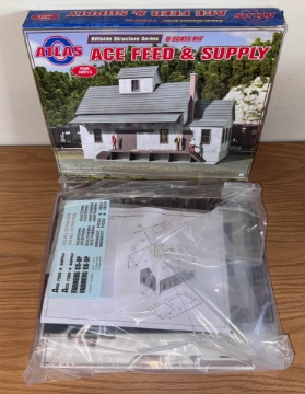 Grzyboski's Train Store: ATLAS Building Kits