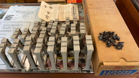 Picture of Postwar Graduated Gray Trestle Set  