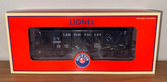Picture of Lionel Lehigh Valley 2-Bay Hopper #17065