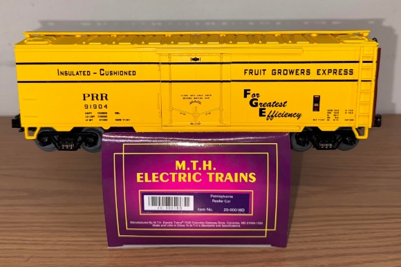 Picture of MTH Premier Pennsylvania Fruit Growers Express Reefer