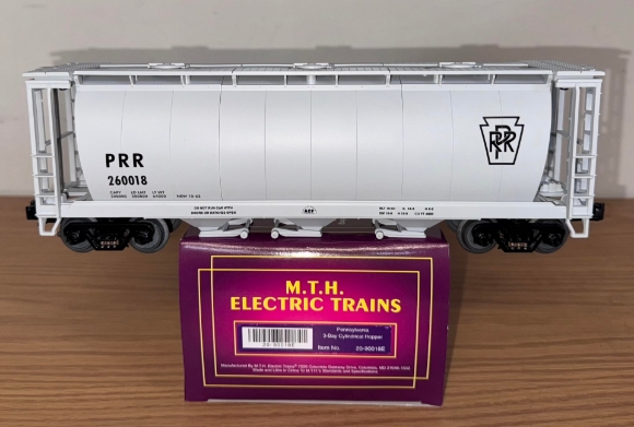 Picture of MTH Premier Pennsylvania 3-Bay Cylindrical Hopper