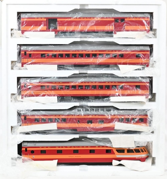 Picture of MTH Milwaukee Road 70' Streamlined 5-Car Passenger Set