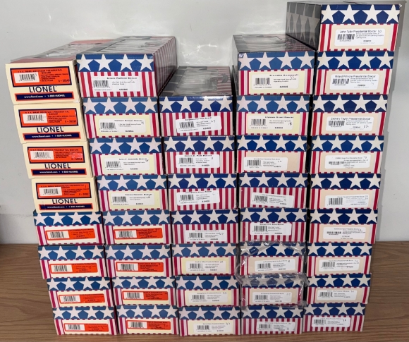 Picture of Lionel 'Presidential Series' Boxcars 40-Car Set (39337 to 2338050)