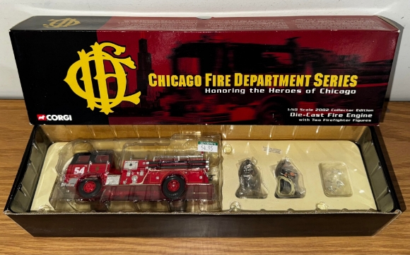 Picture of CORGI Seagrave "J" Firetruck (Engine Co. 54 Chicago) w/ Figures