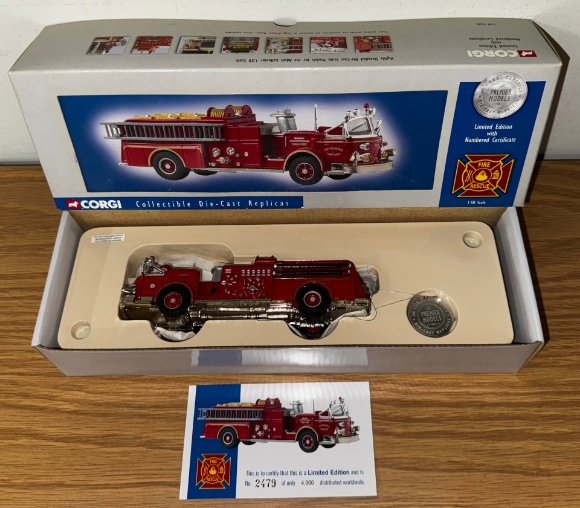 Picture of CORGI American LaFrance Turbo-Chief Firetruck (San Francisco)