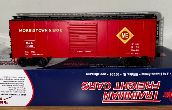 Picture of ATLAS 'Trainman' Morristown & Erie 40' Sliding Door Boxcar #200