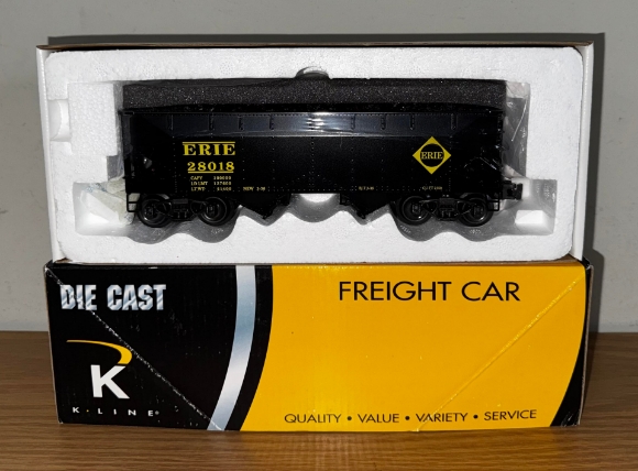 Picture of K-Line Erie Smooth-Side 2-Bay Die-Cast Hopper Car #28018