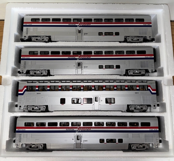 Picture of MTH Premier Amtrak 'Superliner' 4-Car Set (Phase III)