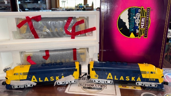 Picture of MTH Premier Alaska F-3 'ABBA' Diesel Set w/ Proto 1