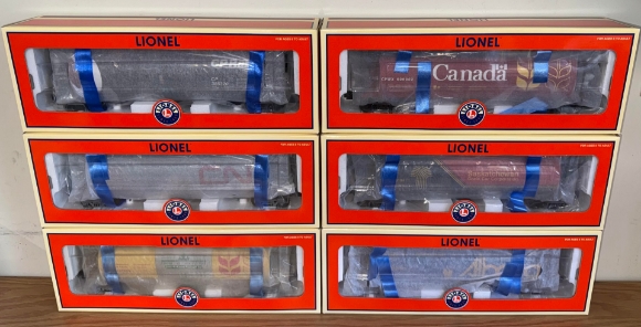 Picture of Lionel Canadian Pacific Grain Train 6-Car Hopper Set