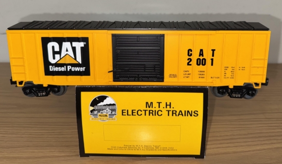 Picture of MTH RailKing Caterpillar Boxcar (operated)