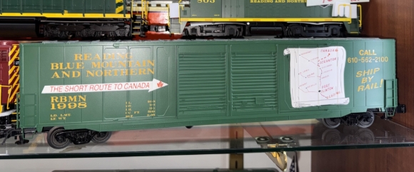 Picture of ATLAS Reading Blue Mountain & Northern 60' Auto Parts Boxcar #1998