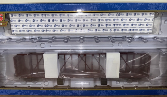 Picture of ATLAS Arkansas-Oklahoma RR 73' Center Partition "Centerbeam" Flat Car (Sierra Pacific Wood Load)