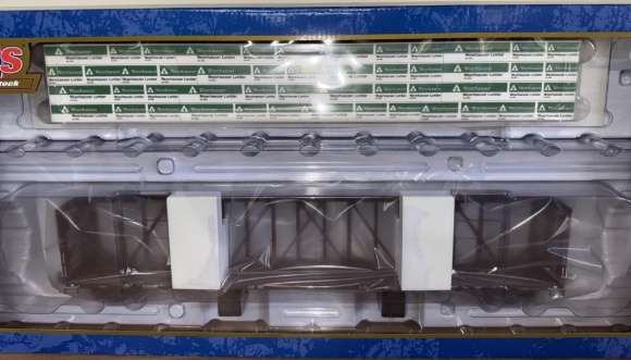 Picture of ATLAS Canadian National 73' Center-Divider "Centerbeam" Flat Car (Weyerhaeuser Wood Load)
